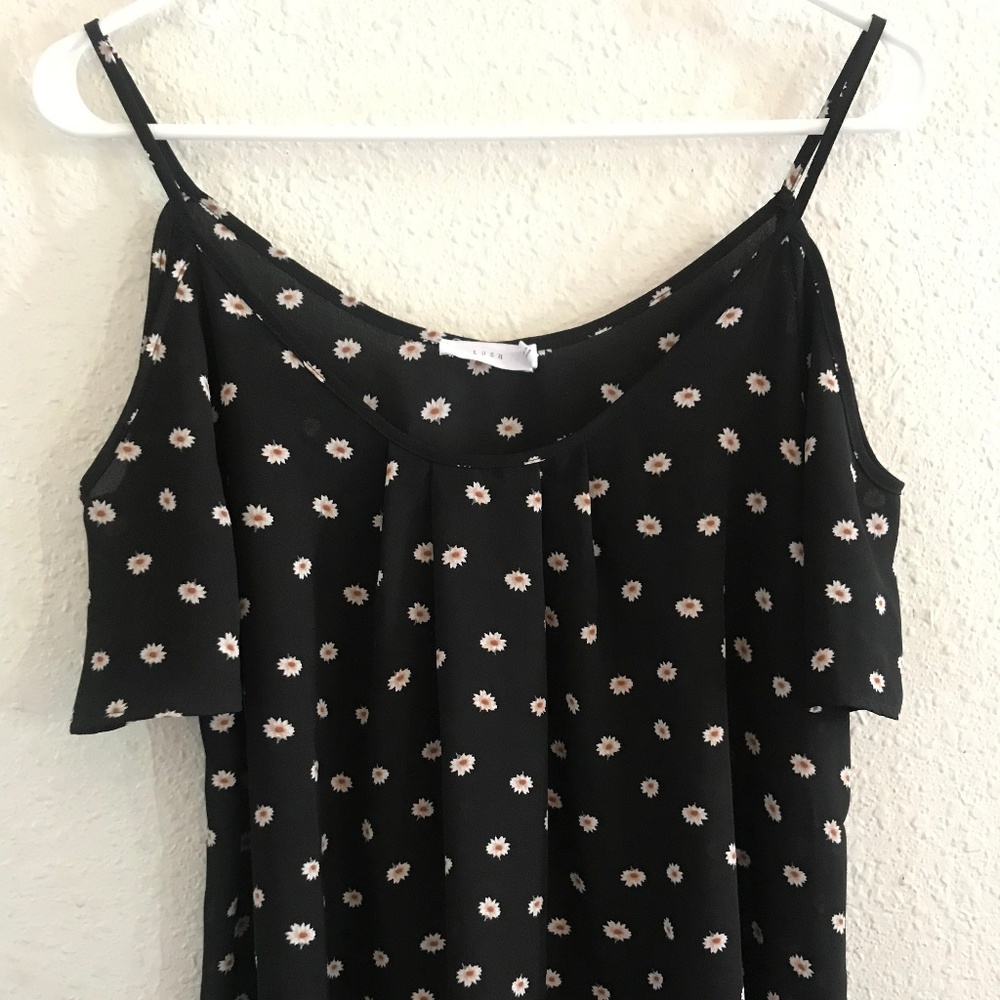 Floral Cold Shoulder Top